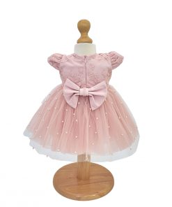 rochita botez roz din tulle cu perle